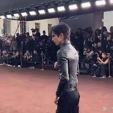 宋威龙0号身材自律_娱乐圈身材标准严苛_娱乐圈 健身  明星