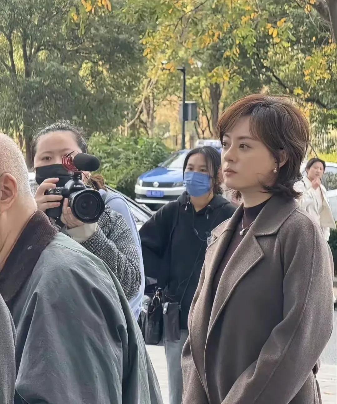 蒋欣暴瘦崩溃_娱乐圈身材焦虑_大骨架还瘦的女明星