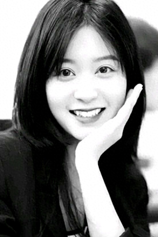 女明星病逝_男友全程陪伴_27岁广州女生胃癌离世